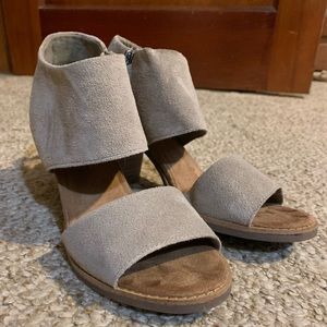 TOMS Desert Taupe Majorca Sandals